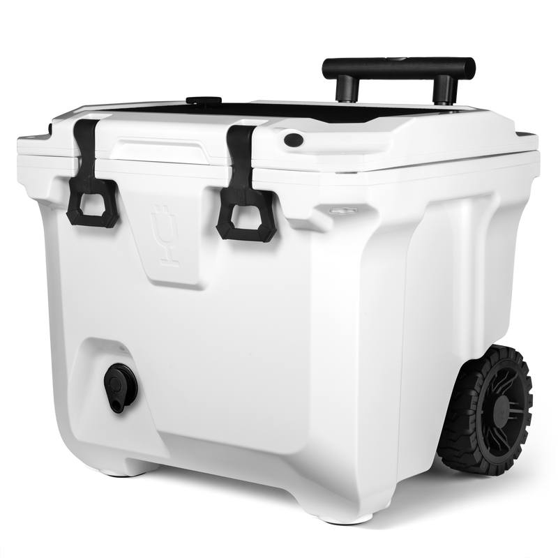 Br Tank 35-Quart Rolling Cooler | Ice White - Everyday Picnic